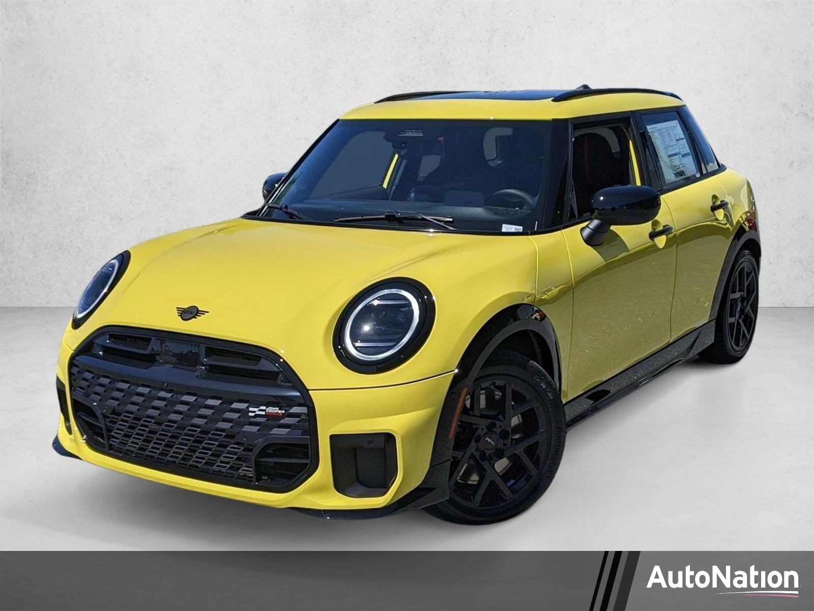 2026 MINI Hardtop Cooper S's photo