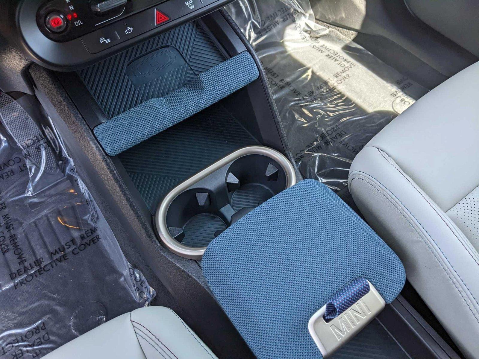 2025 MINI Countryman S - Photo 11