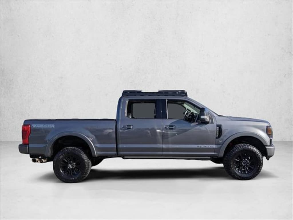 Used 2021 Ford F-250 LARIAT Crew Cab Pickup