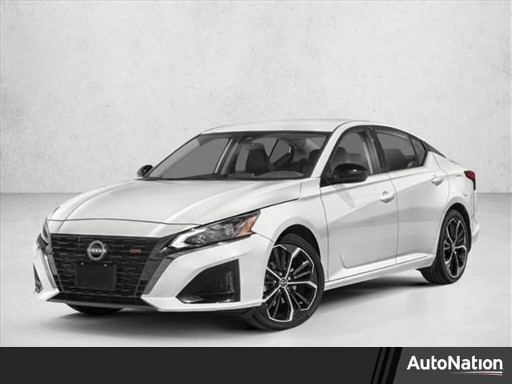 Used 2024 Nissan Altima 2.5 SR 4dr Car