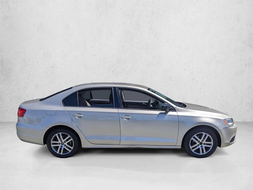 Used 2014 Volkswagen Jetta Sedan S 4dr Car