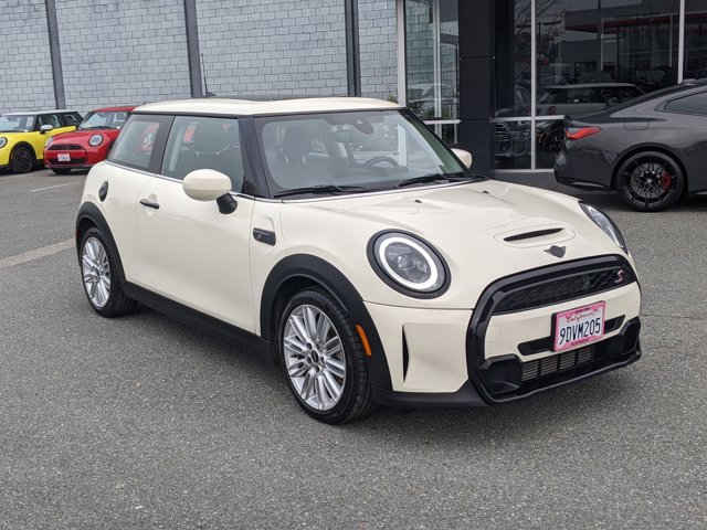 2023 Mini Cooper Hardtop S 2 Door photo 3