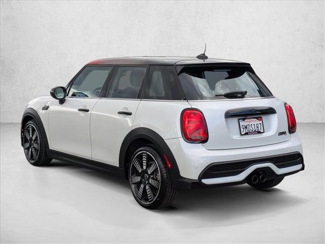 2024 MINI Hardtop Cooper S photo 3