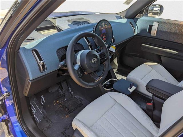 2025 MINI Countryman S photo 3