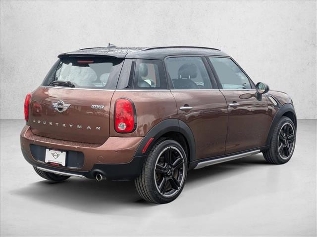2016 MINI Countryman photo 4