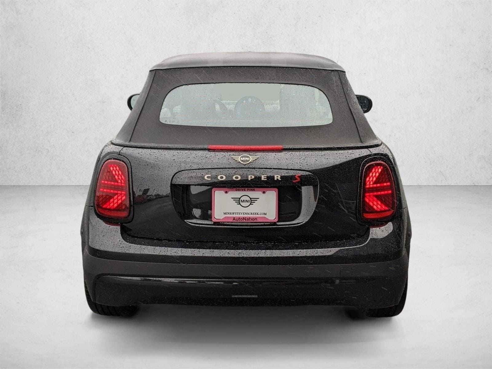2025 MINI Convertible S - Photo 8