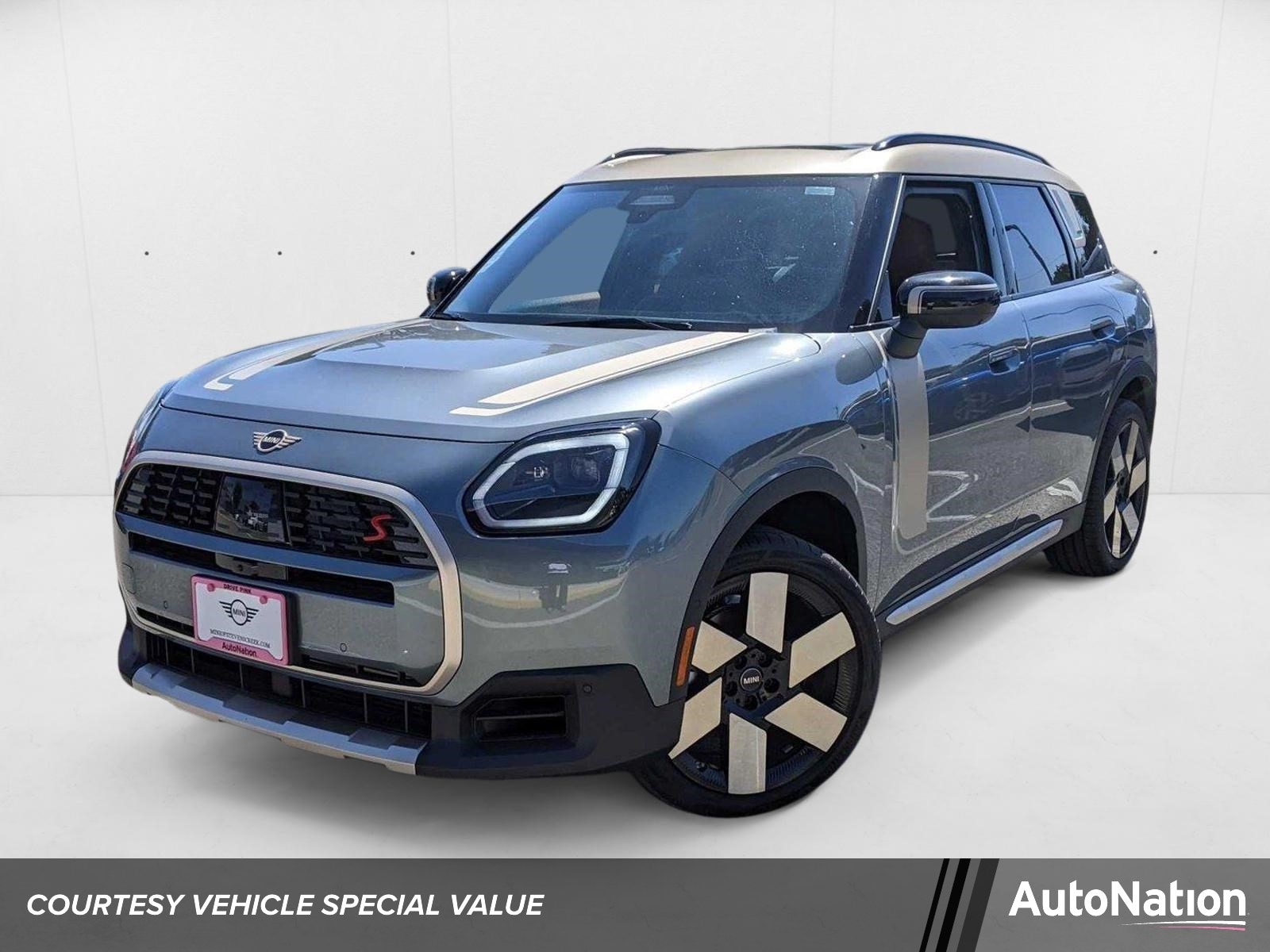 2025 MINI Countryman S ALL4's photo