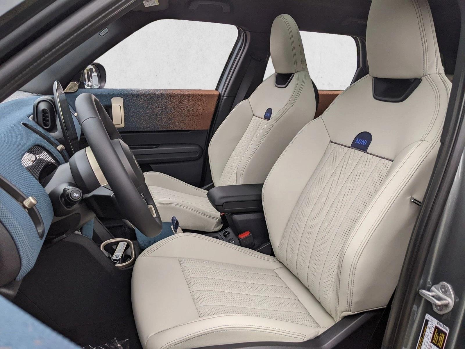 2025 MINI Countryman S - Photo 17