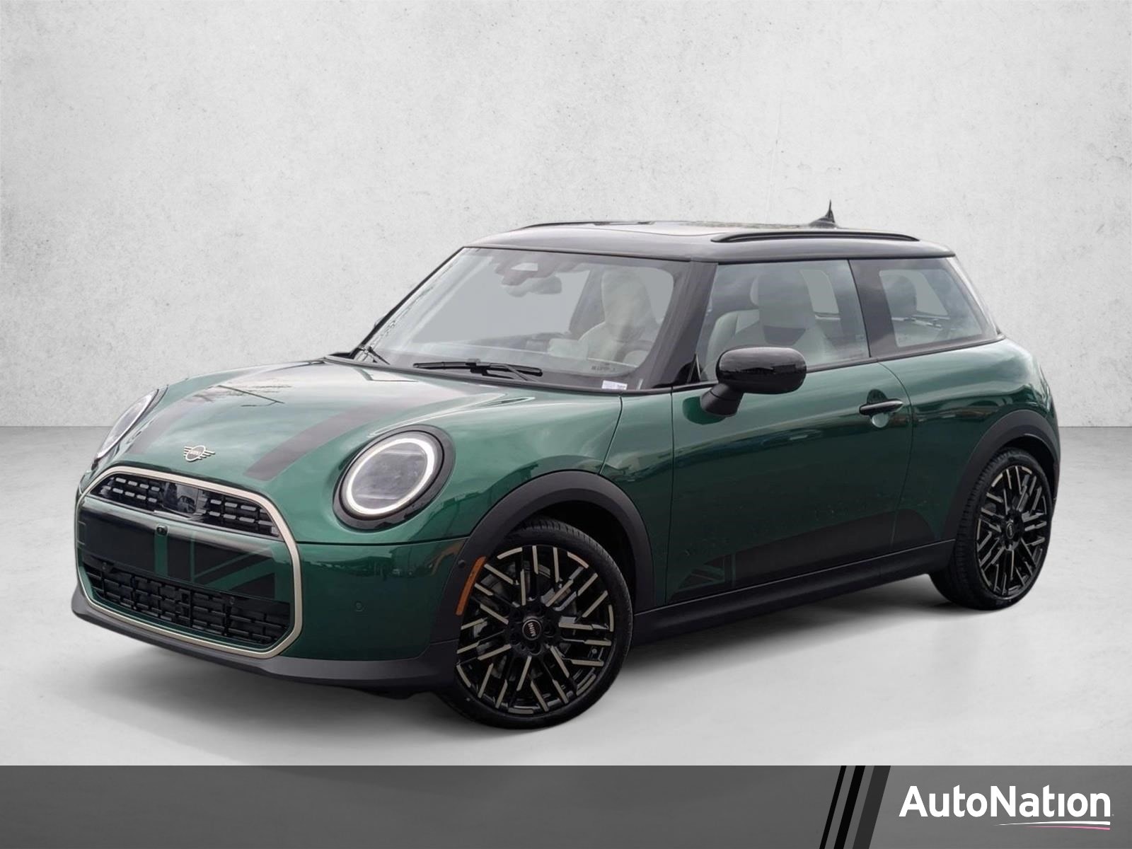 2026 MINI Hardtop's photo