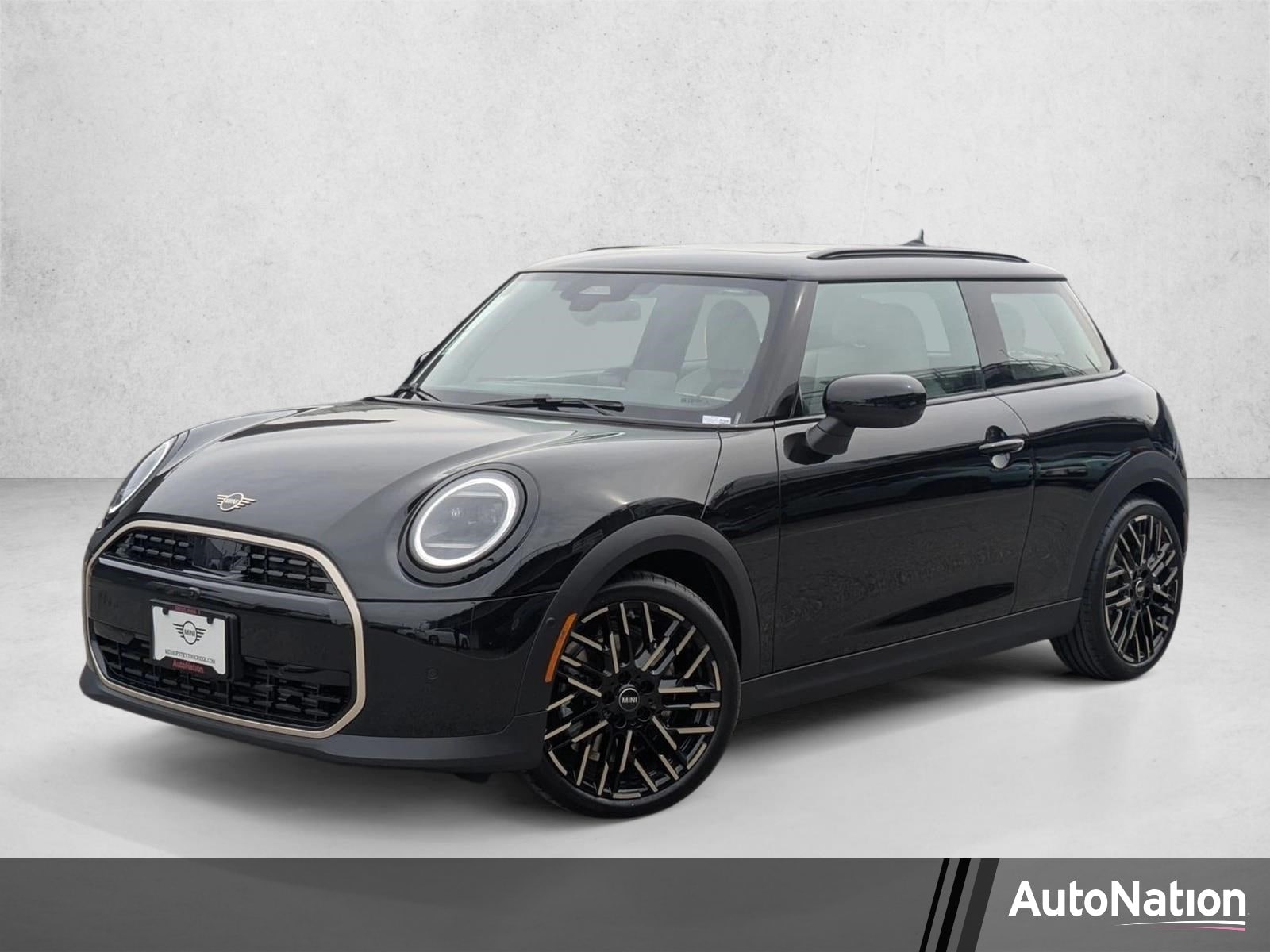 2026 MINI Hardtop Cooper's photo