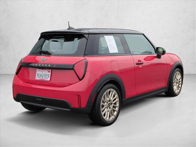 2025 MINI Hardtop 2 Door Cooper S photo 4