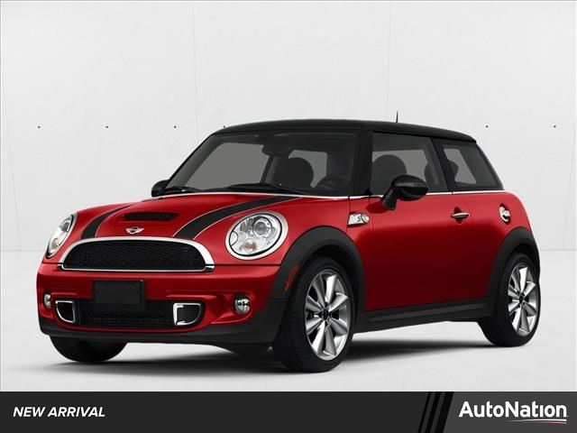 2013 MINI Cooper's photo