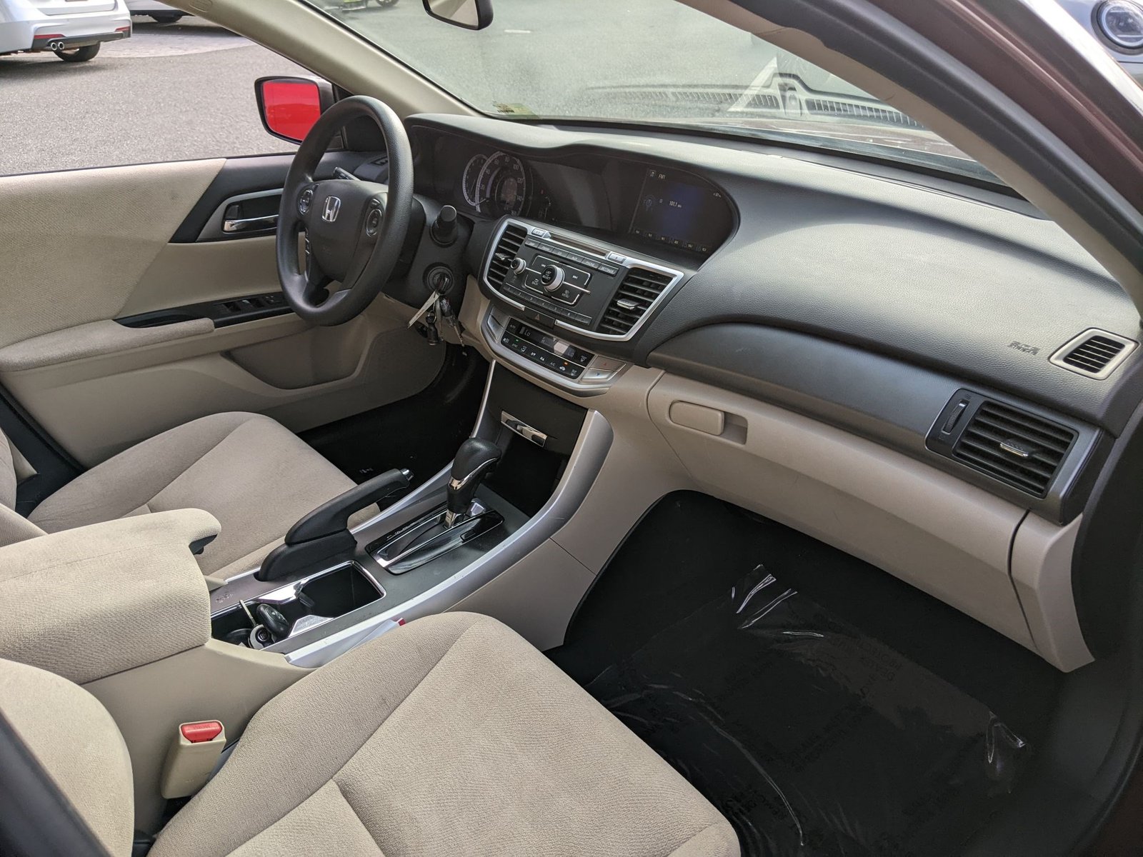 2013 Honda Accord LX - Photo 20