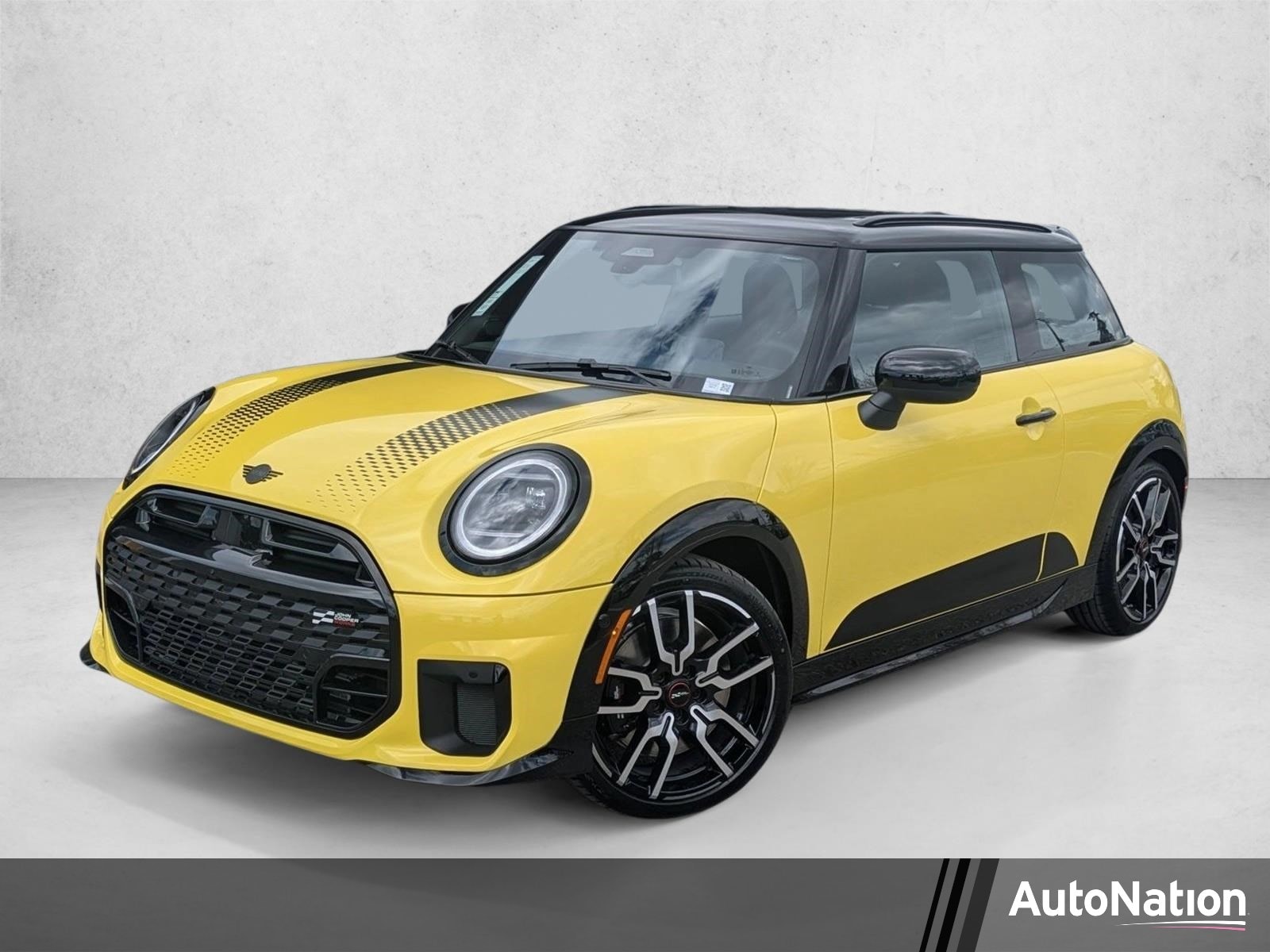 2026 MINI Hardtop Cooper S's photo