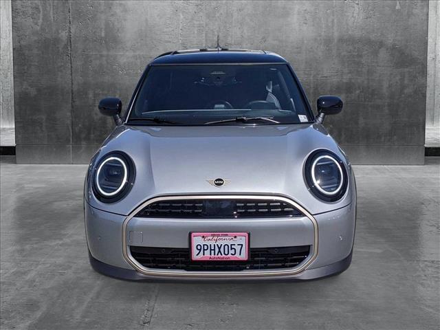 2025 Mini Cooper 2 Door Hardtop S photo 2