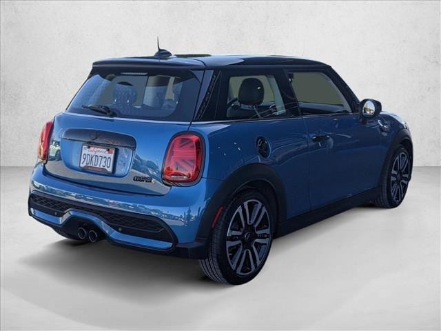 2023 MINI Hardtop Cooper S photo 5