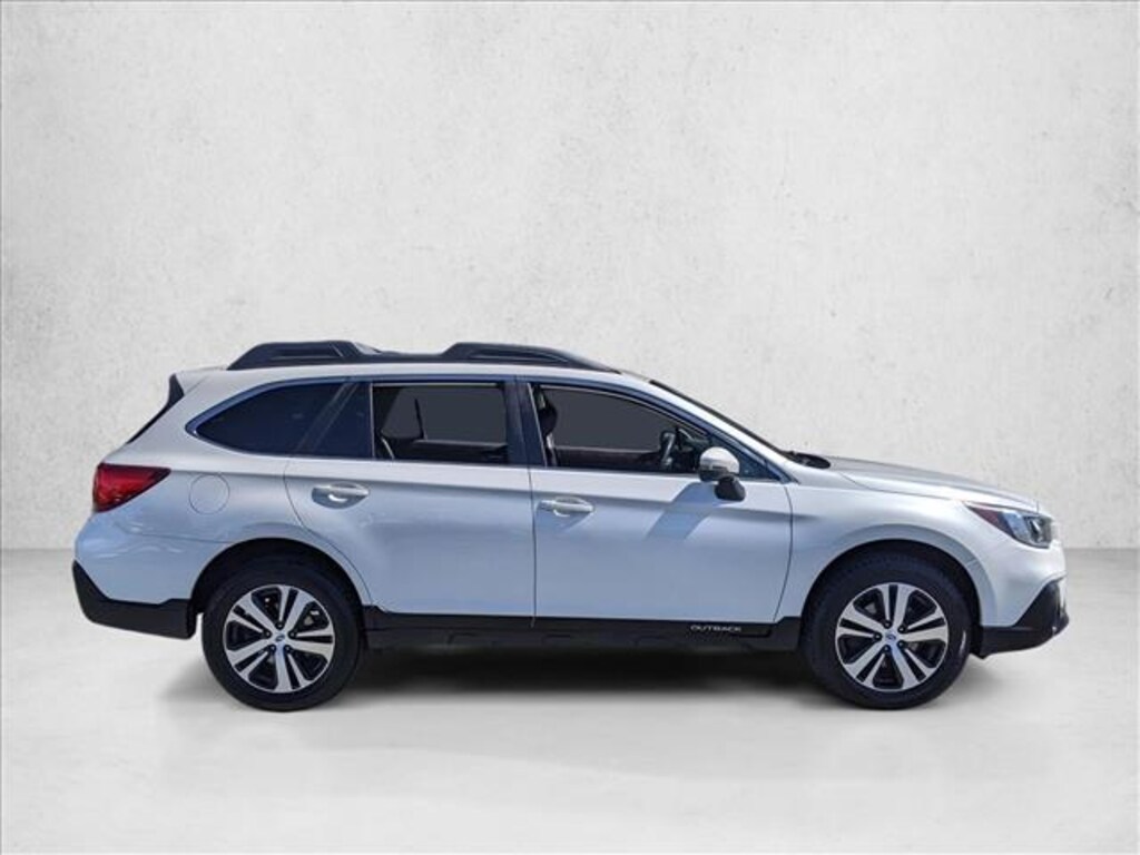 Used 2019 Subaru Outback Limited Sport Utility