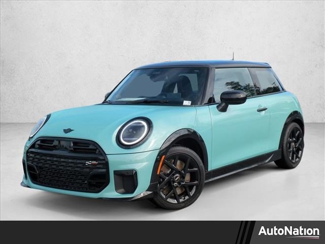2026 MINI Hardtop 2 Door S's photo