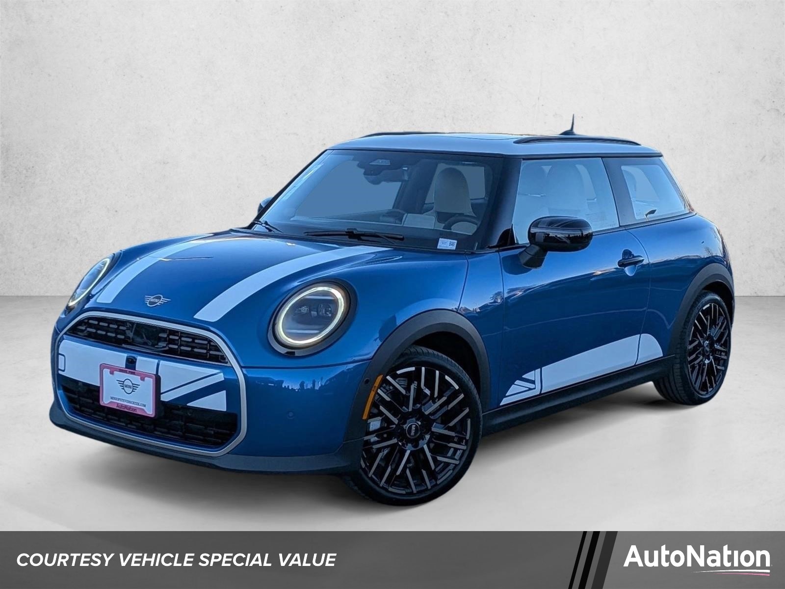 2026 MINI Hardtop's photo