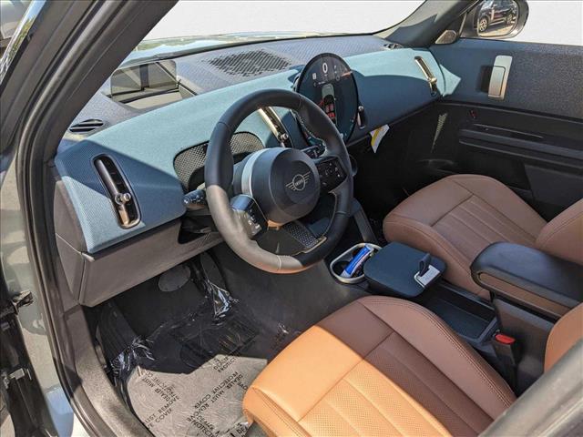 2025 MINI Countryman S photo 3