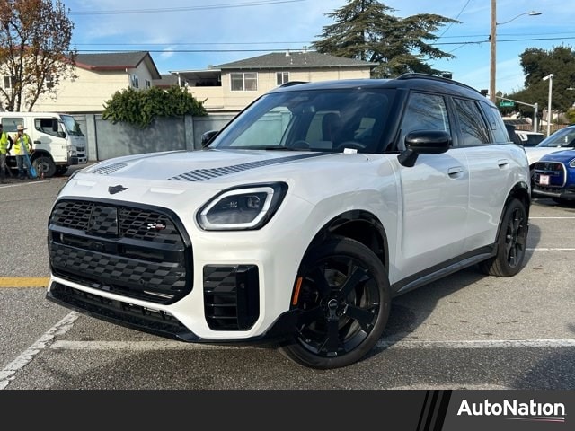 2026 MINI Countryman S's photo