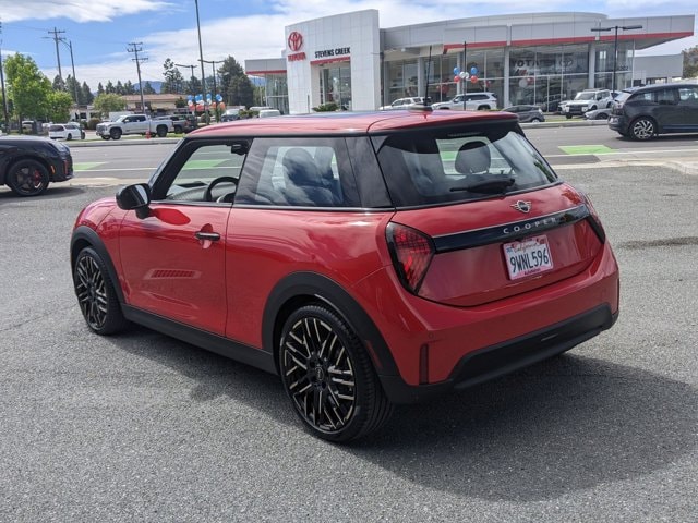 2025 MINI Hardtop 2 Door Cooper S photo 3
