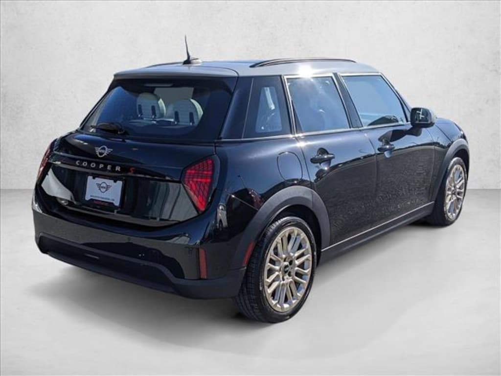 New 2026 MINI Hardtop 4 Door Cooper S 4dr Car