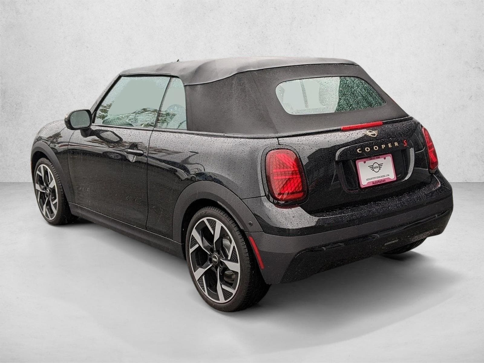 2025 MINI Convertible S - Photo 9