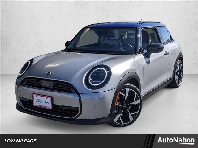 2025 MINI Hardtop 2 Door Cooper photo 1