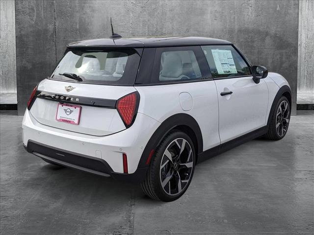2025 Mini Cooper Signature photo 2