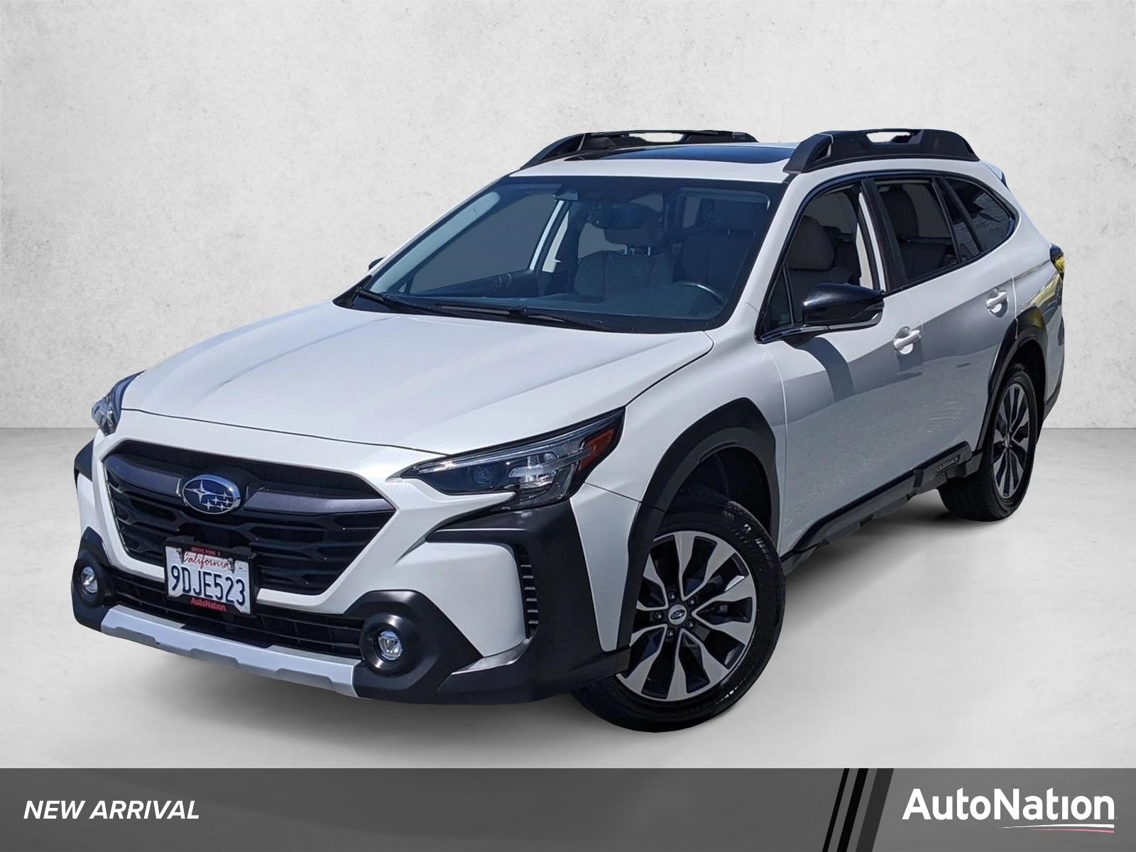 2023 Subaru Outback Limited's photo