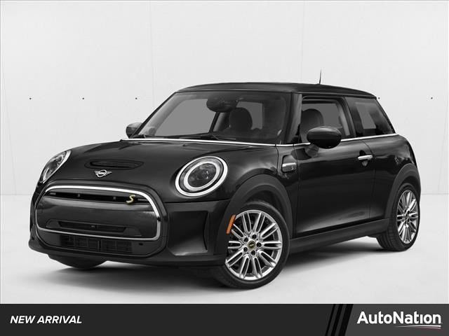 2024 MINI Hardtop Cooper SE's photo