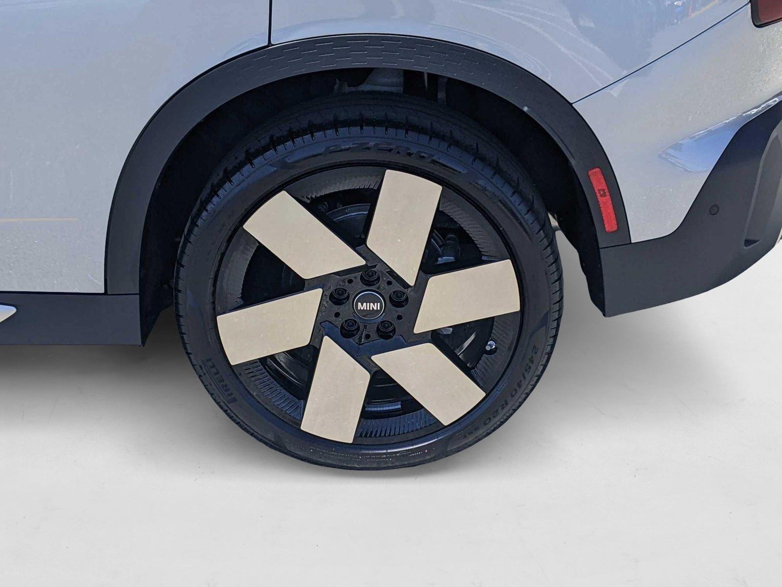 2025 MINI Countryman S - Photo 10