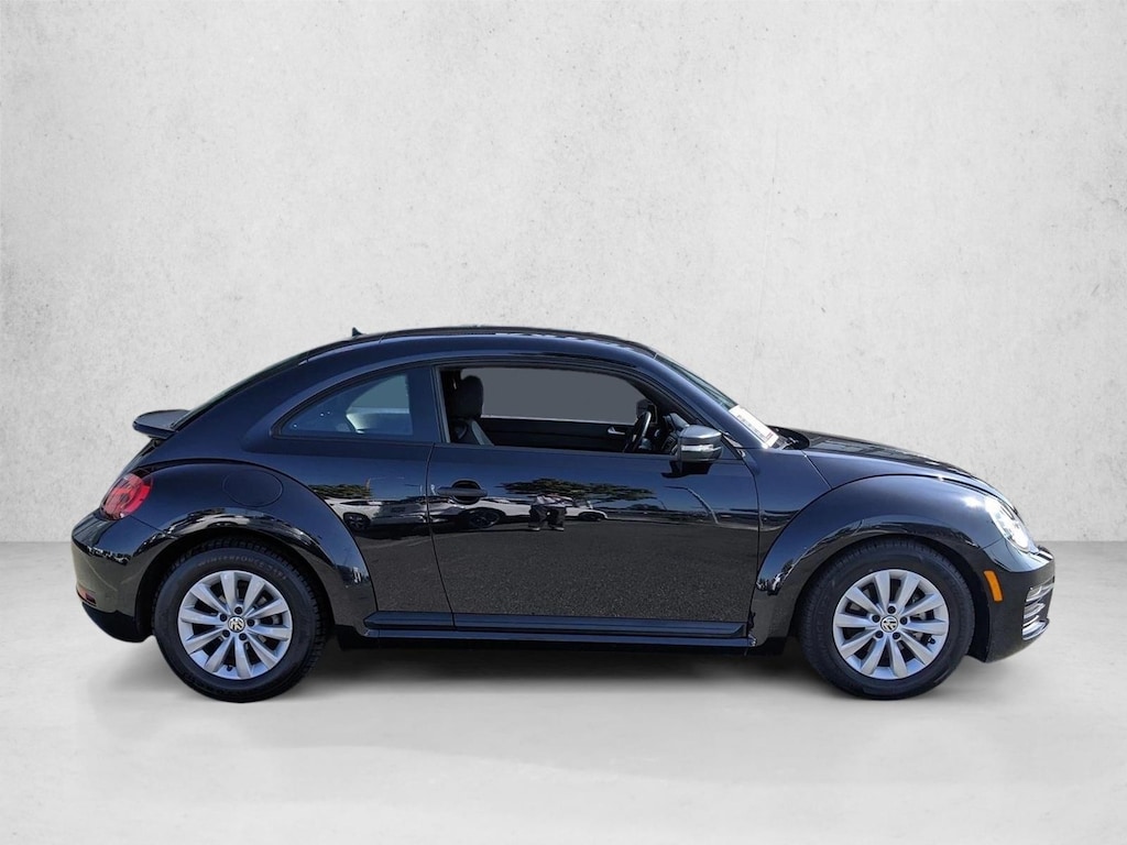 Used 2018 Volkswagen Beetle Coast 2dr Car