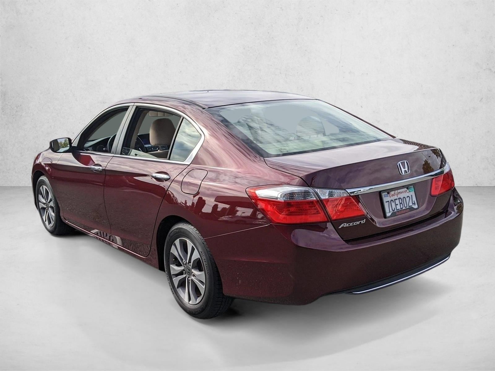 2013 Honda Accord LX - Photo 8