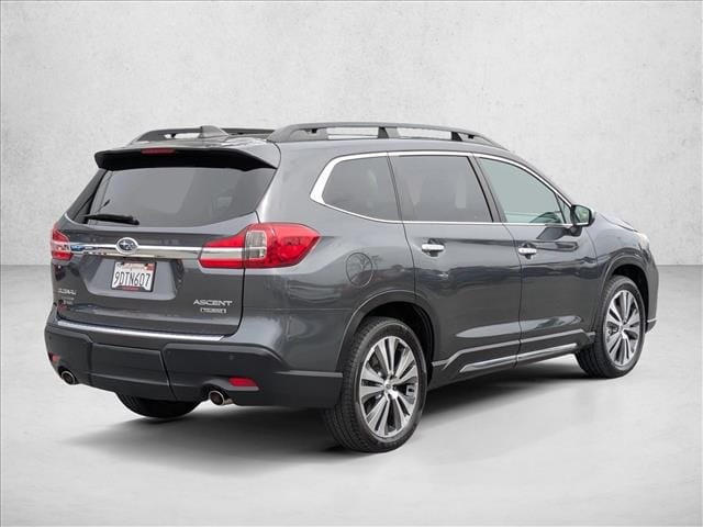 2022 Subaru Ascent Touring photo 4