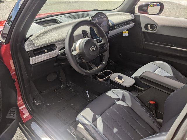2025 MINI Hardtop 2 Door Cooper S photo 5