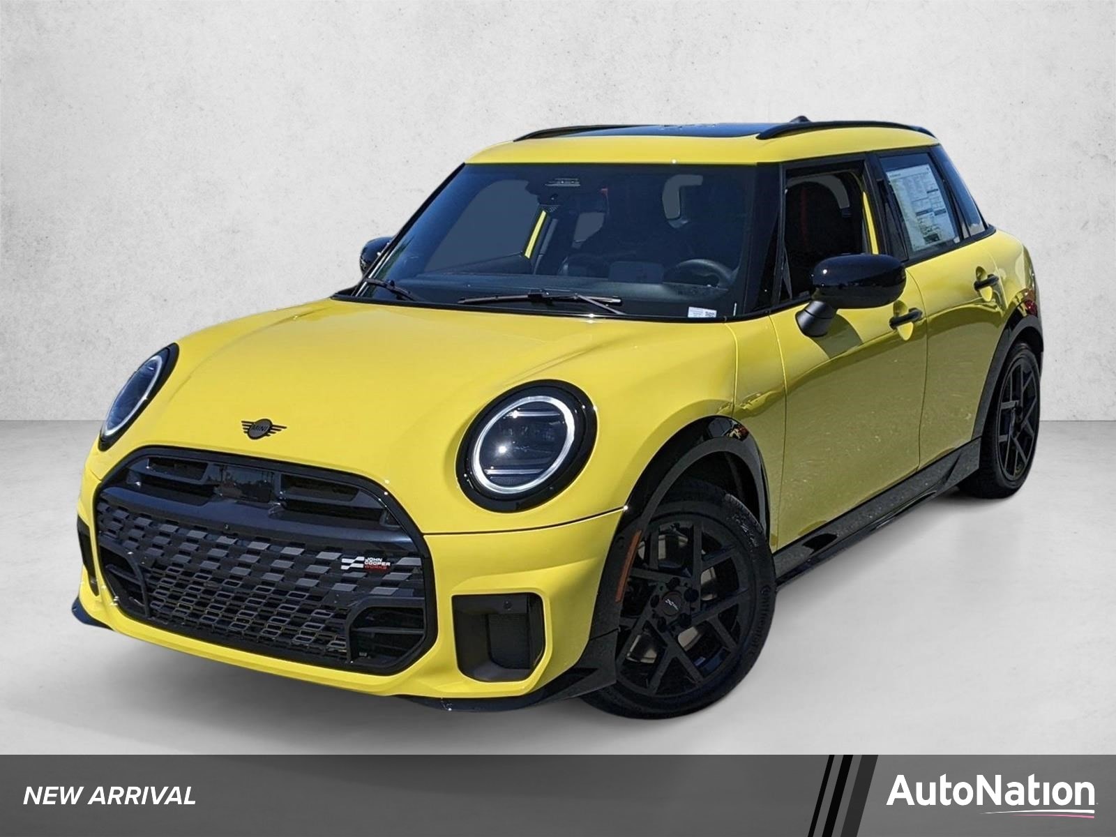 2026 MINI Hardtop Cooper S's photo