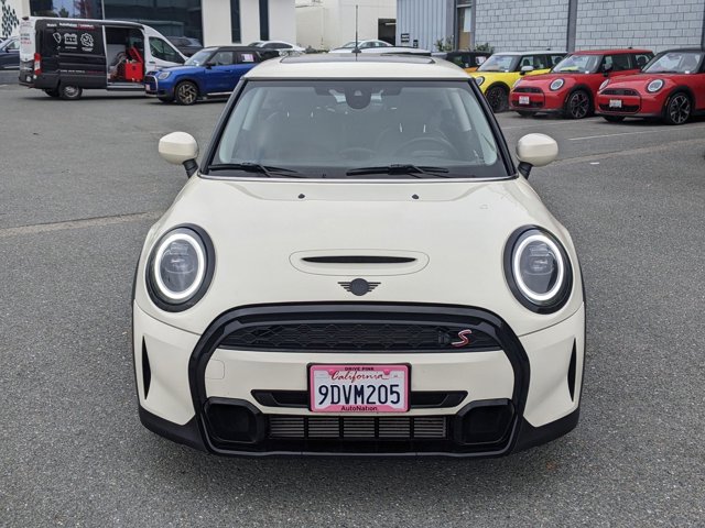 2023 Mini Cooper Hardtop S 2 Door photo 2