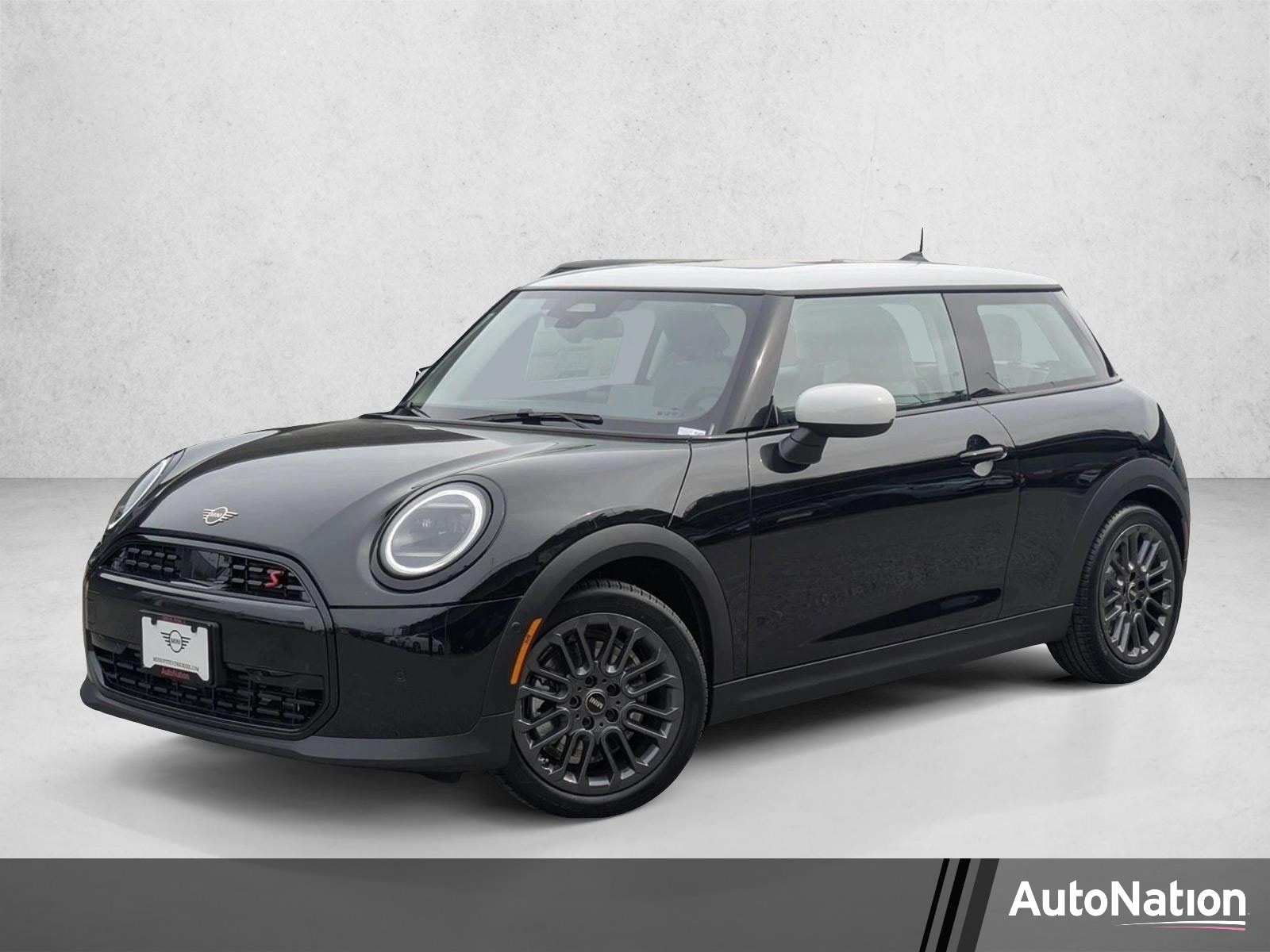 2026 MINI Hardtop Cooper S Signature's photo