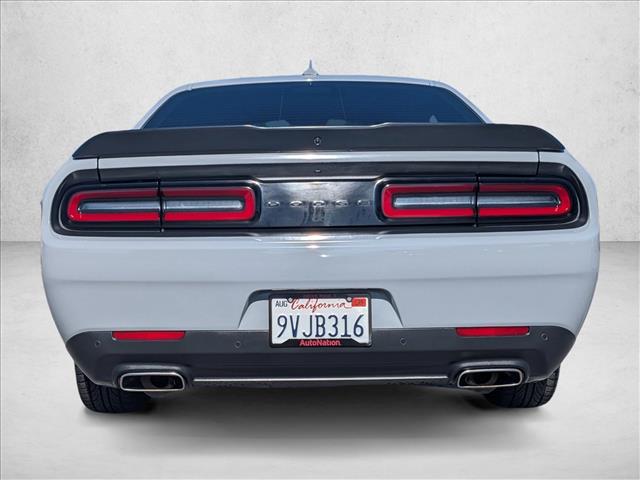 2022 Dodge Challenger GT photo 6