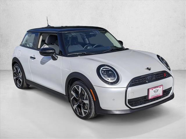 2025 MINI Hardtop 2 Door Cooper S photo 3