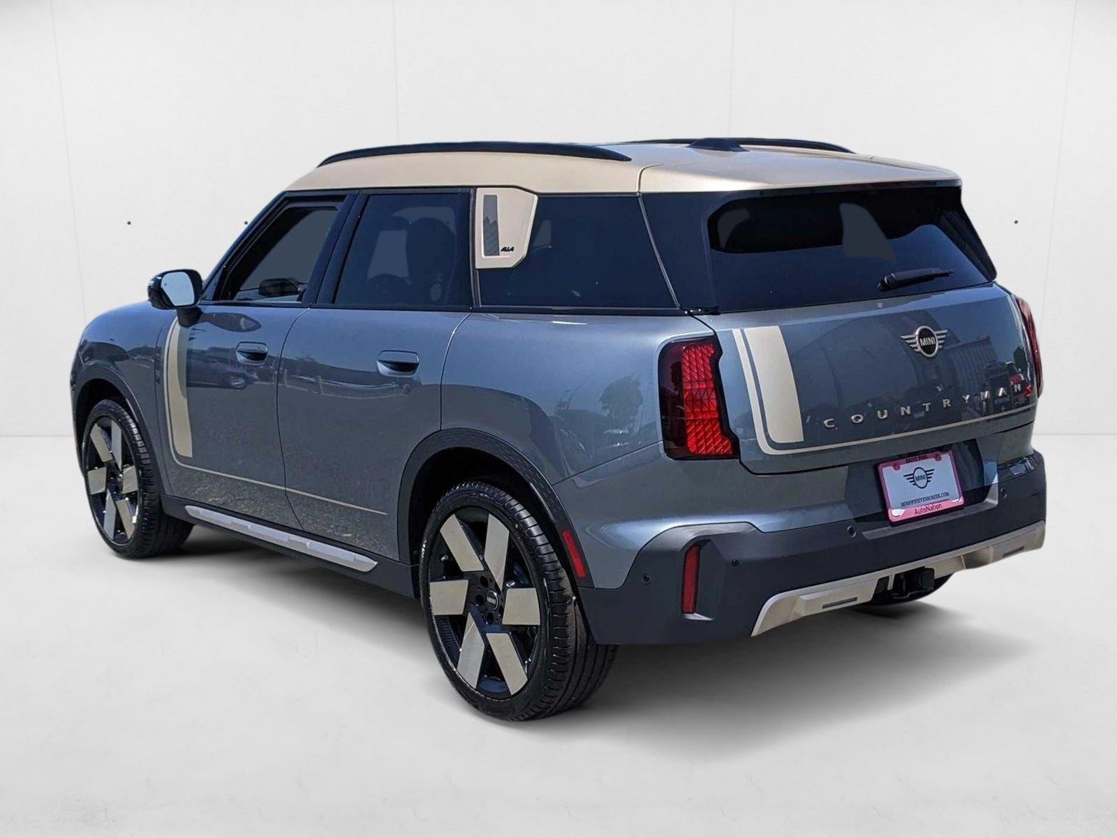 2025 MINI Countryman S - Photo 9