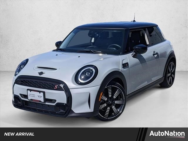2023 MINI 3 Door S