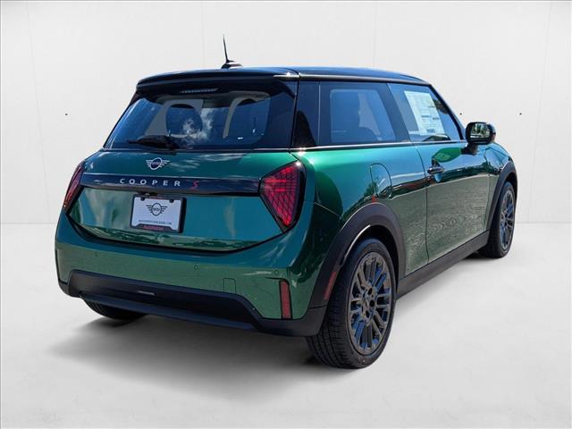 2025 Mini Cooper 2 Door Hardtop S photo 2