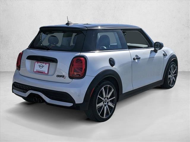 2023 MINI Hardtop Cooper S photo 5