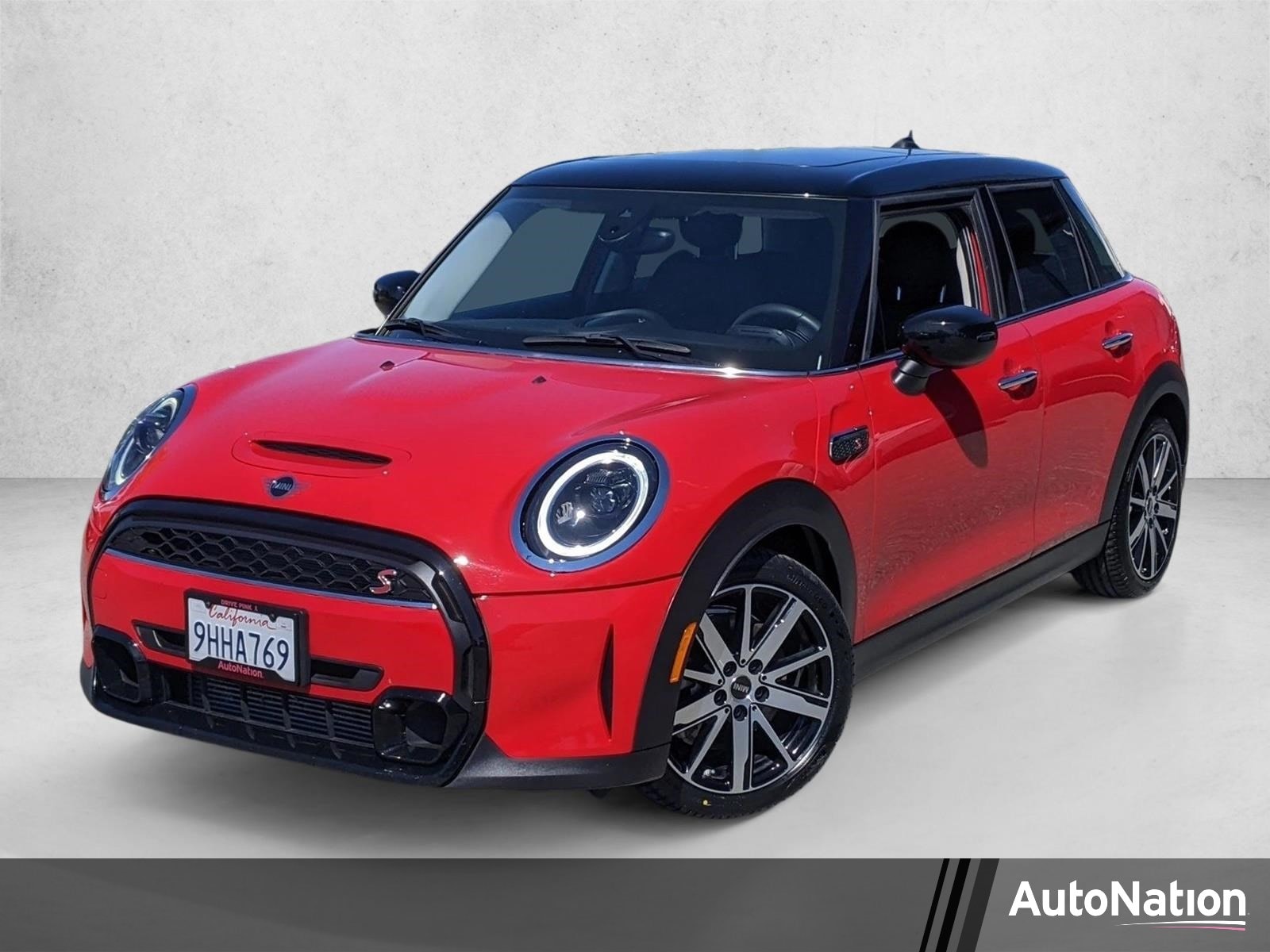 2024 MINI Hardtop 4 Door