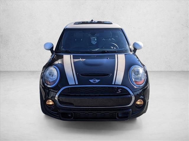 2017 Mini Cooper 2 Door Hardtop S photo 2