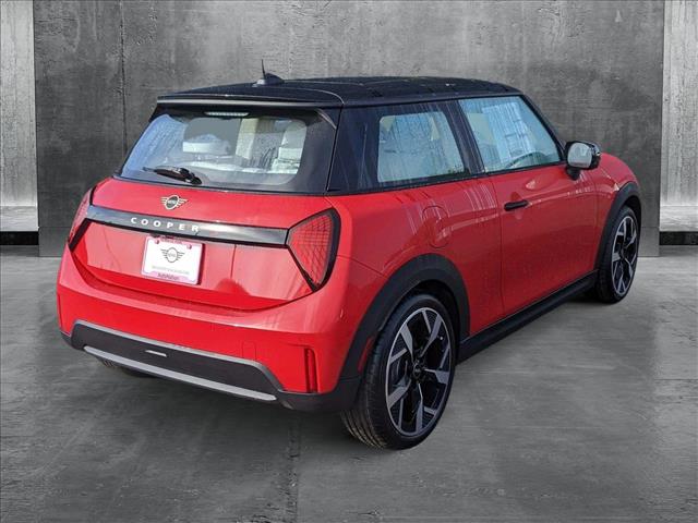 2025 Mini Cooper 2 Door Hardtop S photo 2