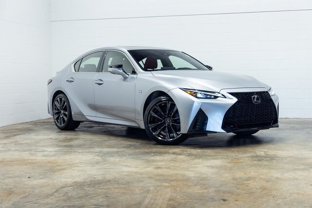 2022 Lexus IS 350 F SPORT photo 4
